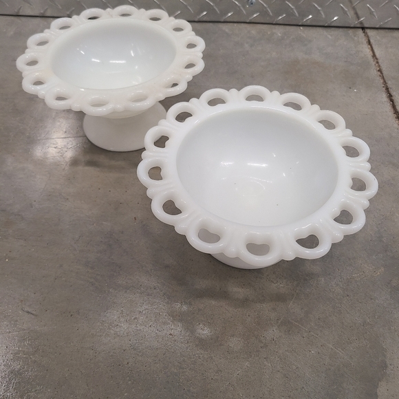 Other - Two milk glass decorative pedestal bowls